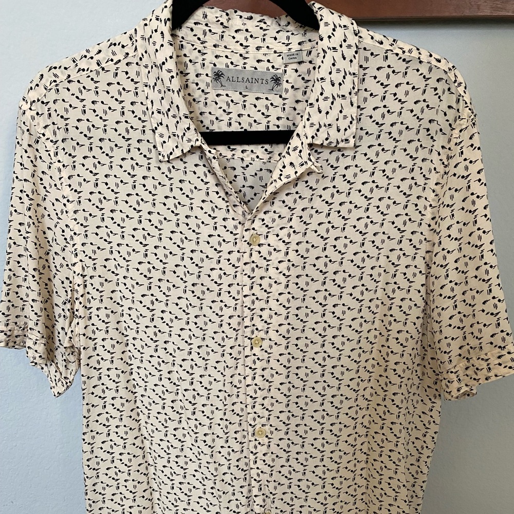 ALLSAINTS Music Note Button Short Sleeve Shirt